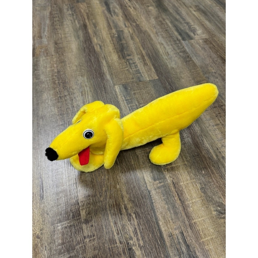 Dole Bana Pup Plush Dog Yellow Small Good Used Condition Banana Hybrid Toy